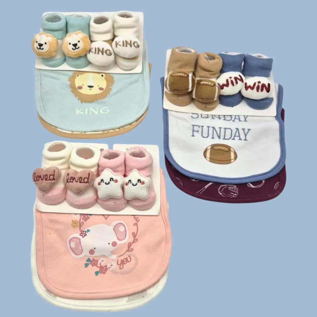 BABEROS+2 PARES DE MEDIA P/BEBE P41454 2 - BEBE FAVOUR